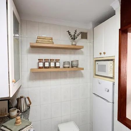 Apartment Cozy - 1 Min To San Lorenzo Beach, *
