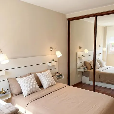 Cozy - 1 Min To San Lorenzo Beach, *