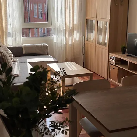 En Ezcurdia A 1 Min De San Lorenzo * Gijón